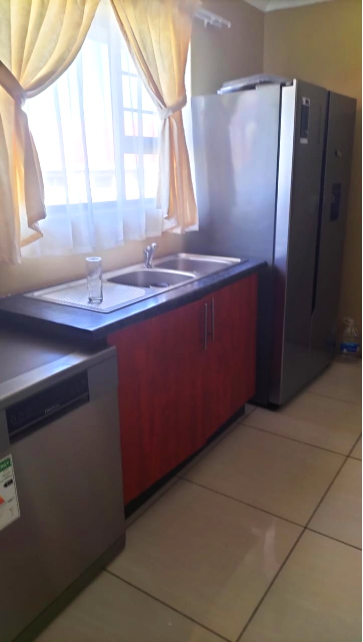 To Let 3 Bedroom Property for Rent in Haven Hills Eastern Cape